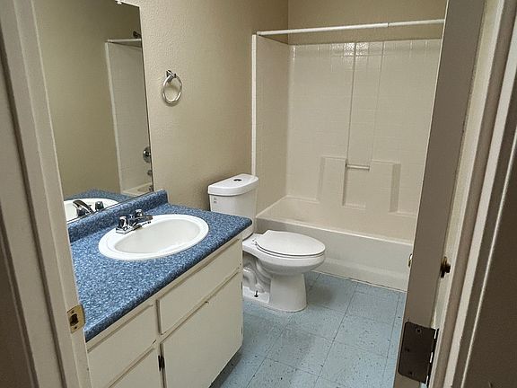 2nd image of 2426 S Siega Ave