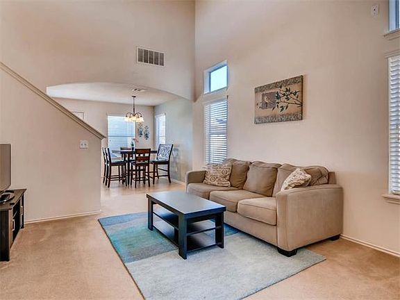 2nd image of 500 N Cascades Ave APT 1