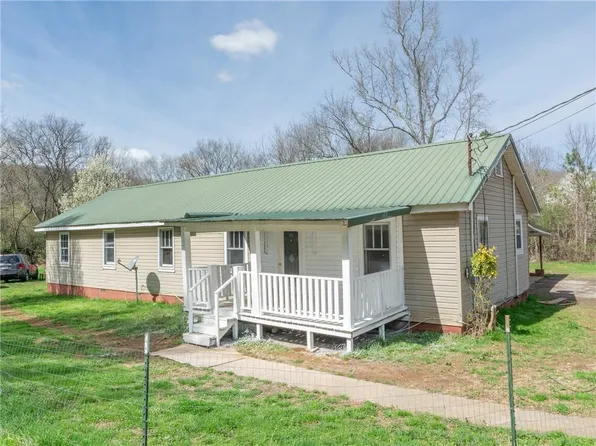 1127 Booze Mountain Rd SE, Lindale, GA 30147