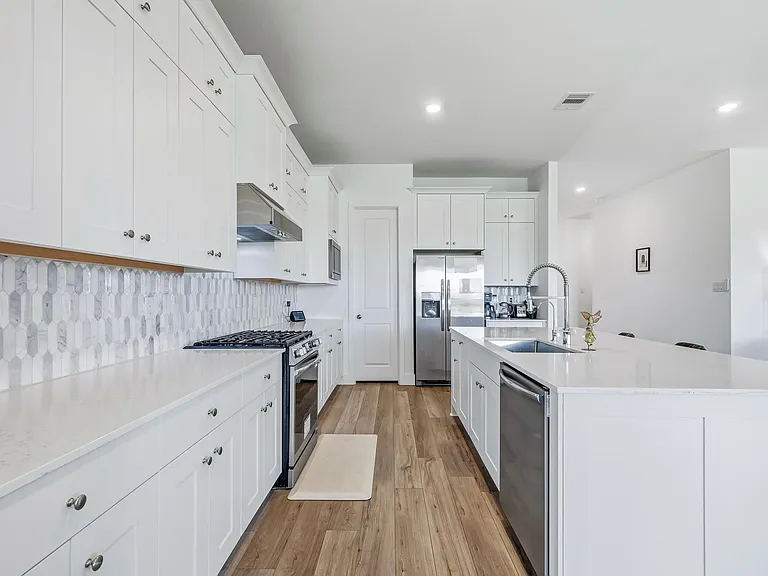 31051 Sun Valley Dr — Photo 15