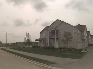 513 Stonegate Dr, Sycamore, IL 60178