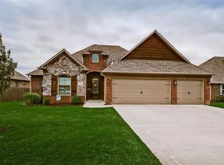 707 SW Barn Valley Rd, Bentonville, AR 72712