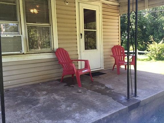 Front Porch - Country Setting