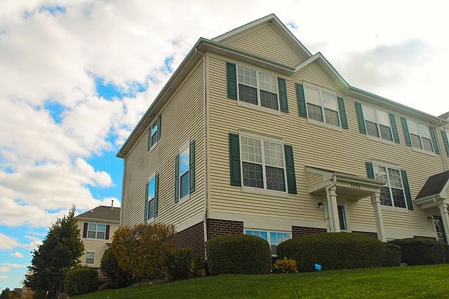 1st image of 1522 W Turtle Creek Ln