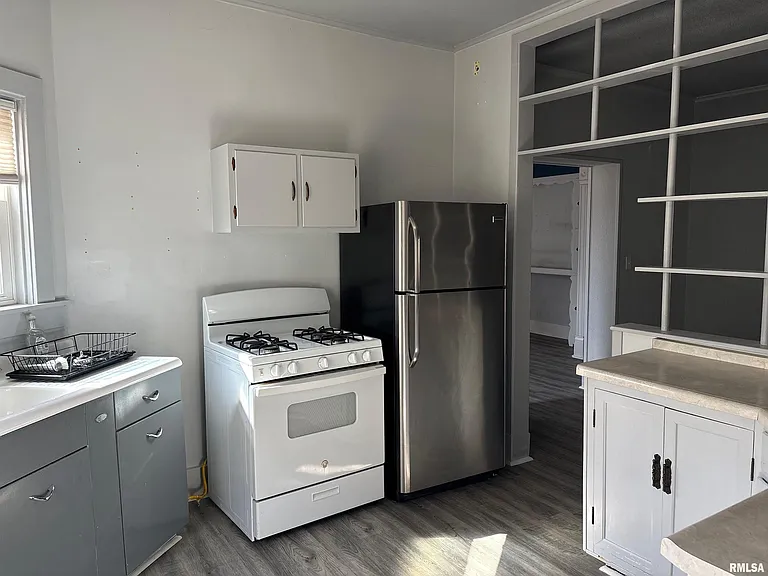 901 NE Glen Oak Ave #2 — Photo 6