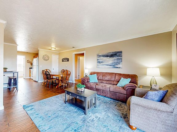 3rd image of 2956 Vineyards Parkway #23-5