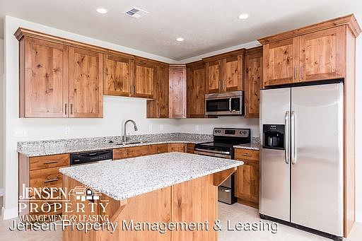 1st image of 2481 Bella Vista Dr #4