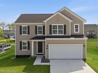 249 Saddleback, White Lake, MI 48386