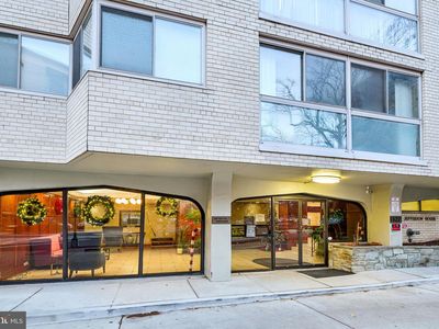 922 24th St NW APT 117, Washington, DC, 20037