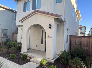 5312 Cumberland Dr, Roseville, CA 95747
