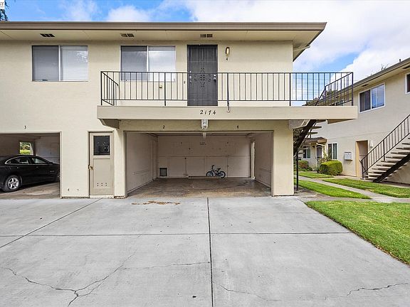 3rd image of 2174 Decoto Rd