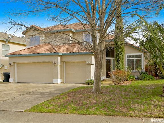 4th image of 430 Benton Ct