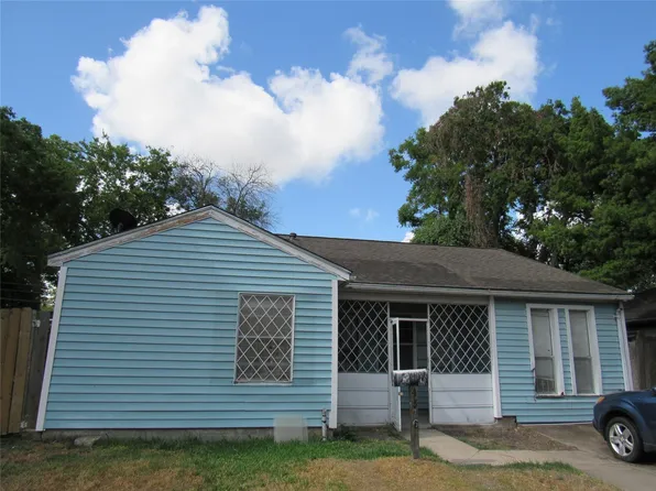 4326 Citadel Ln, Houston, TX 77092
