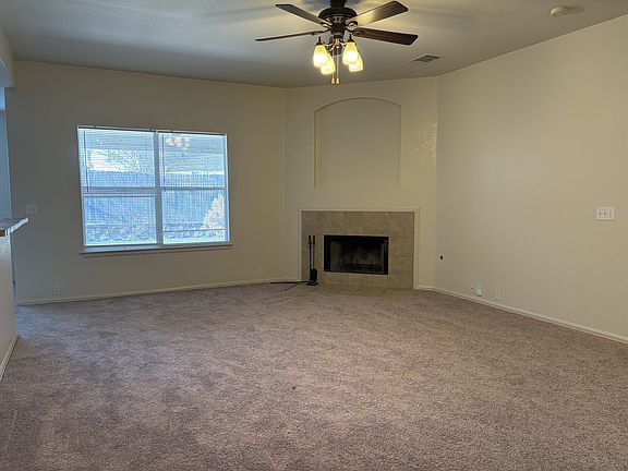 2nd image of 125 Camelia Pkwy