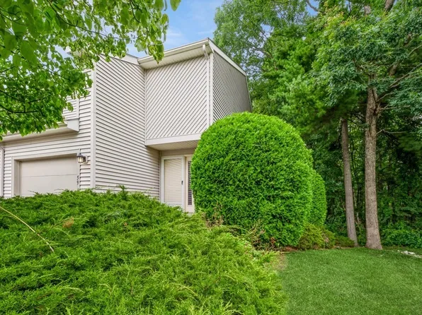 59 Samuel Dr, North Grafton, MA 01536