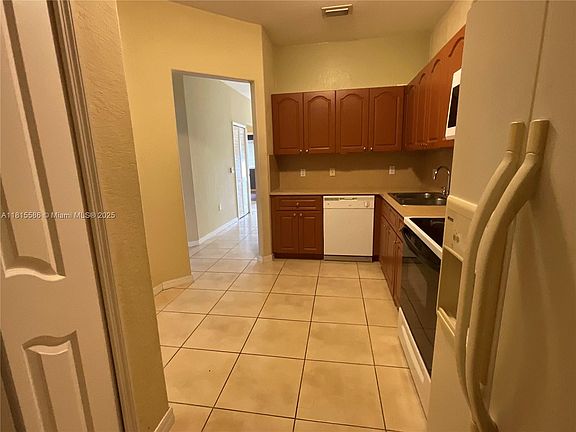 5th image of 13260 Old Biscayne Dr APT 505