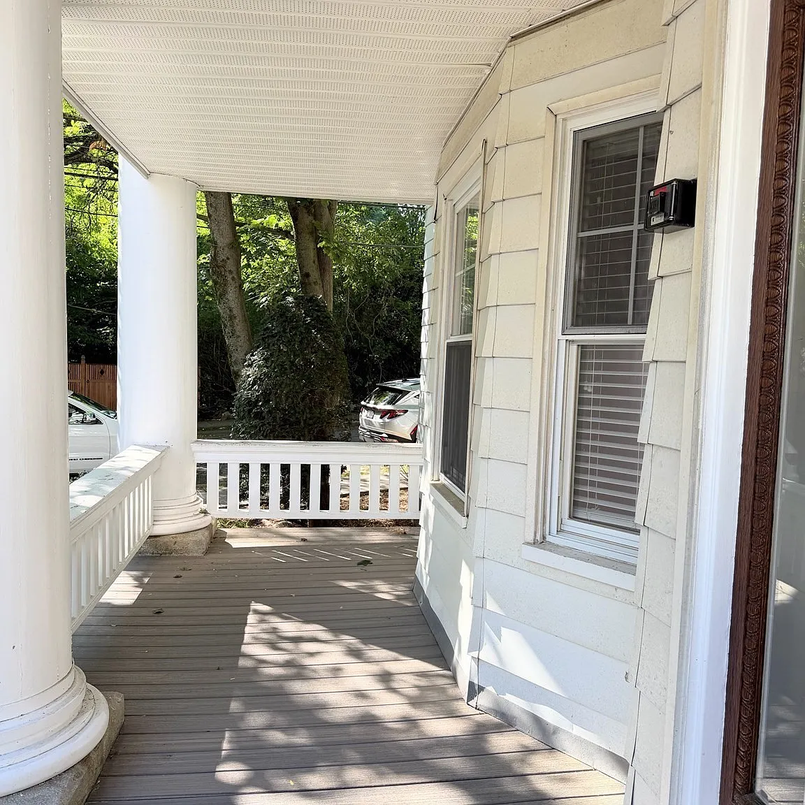 3 bed, 2.0 bath, 1380 sqft, $4,500 — Photo 3
