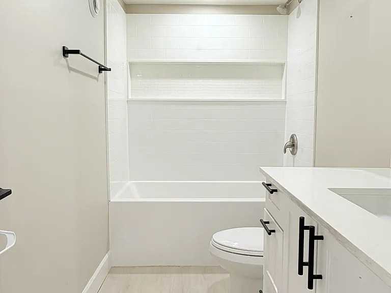 149 Margaret St #1-A — Photo 5