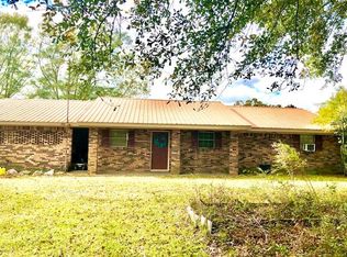 295 Dr Magee Rd, Mendenhall, MS 39114