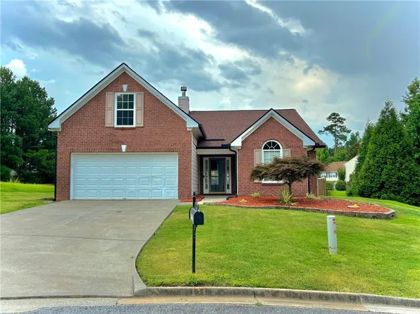 8770 Valley Lakes Ct, Union City, GA 30291