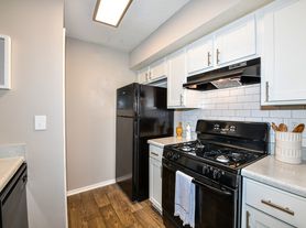 670 Thornton
