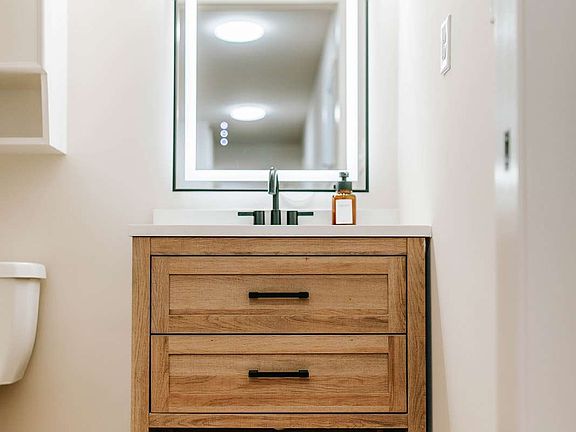 4th image of 7820 Bethel Rd