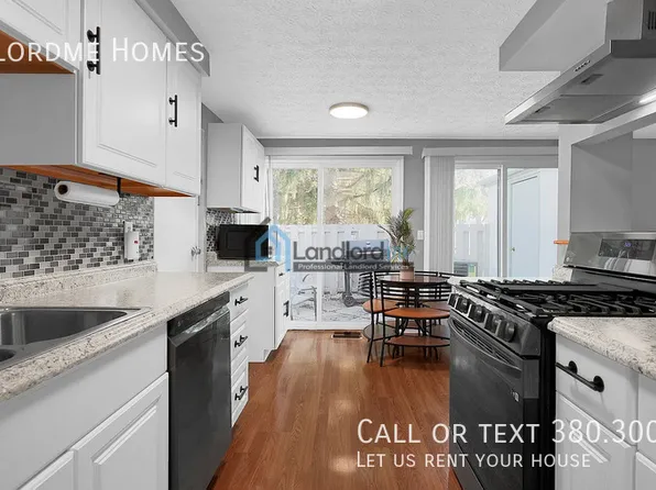 2509 Burgandy Ln #1, Columbus, OH 43232