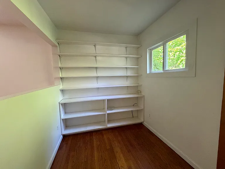 Office nook or mud room.
