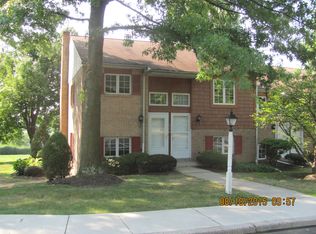 239B Ridgeway Ct, Perkasie, PA 18944