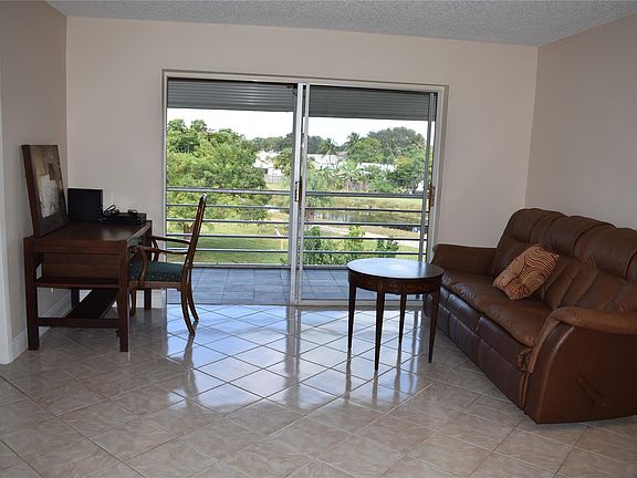 2nd image of 9621 Sunrise Lakes Boulevard #309