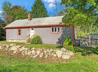 402 Beechwood St, Cohasset, MA 02025