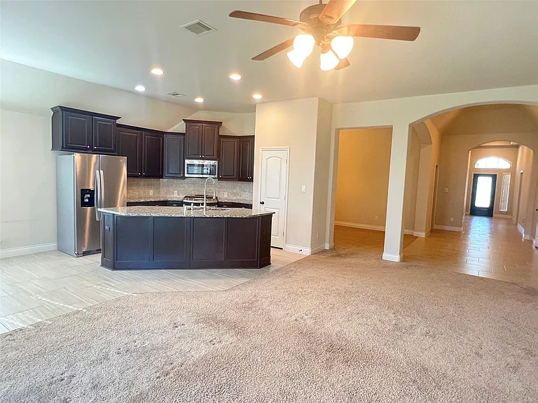 1326 Watercrest Park Ln — Photo 6