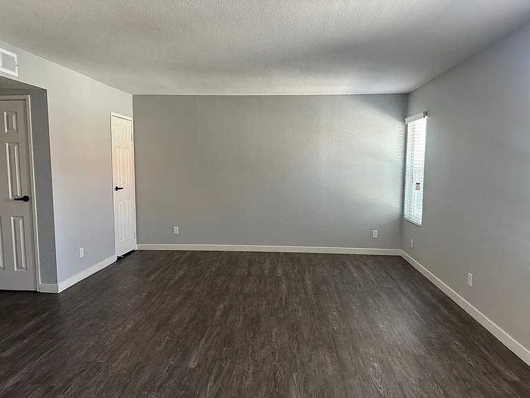 Corona Pointe Resort — Photo 161