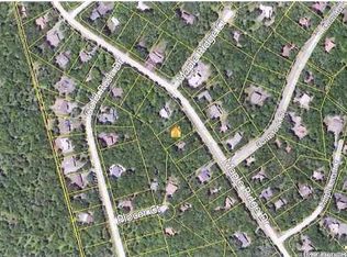 402 Maple Ave, Hawley, PA 18428