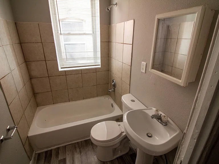 2835 Miami St #37 — Photo 10