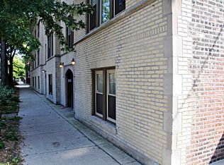 3109 W George St APT 1, Chicago, IL 60618