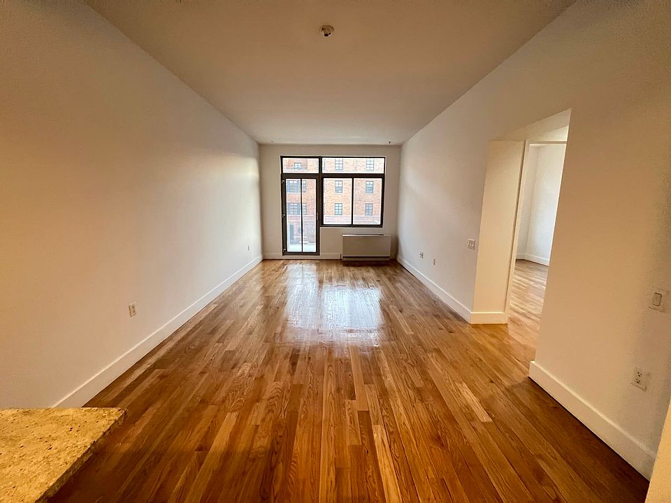 1st image of 836 Bergen St APT 313