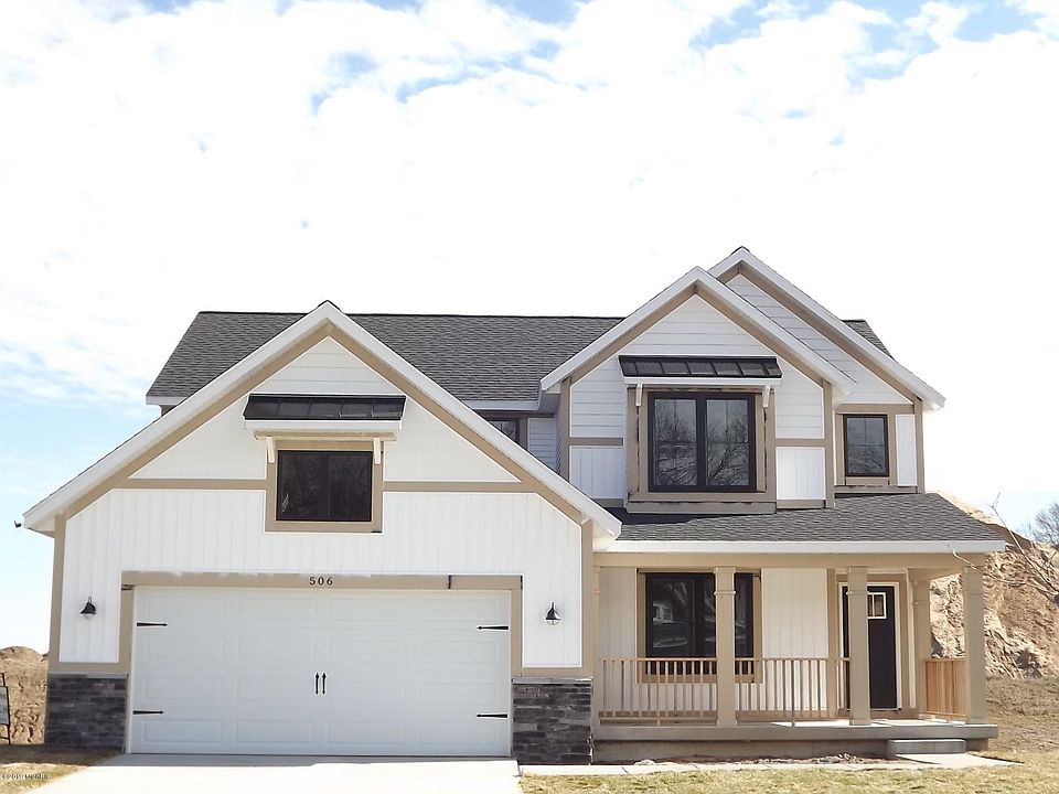 1st image of 410 Highlander Dr NE