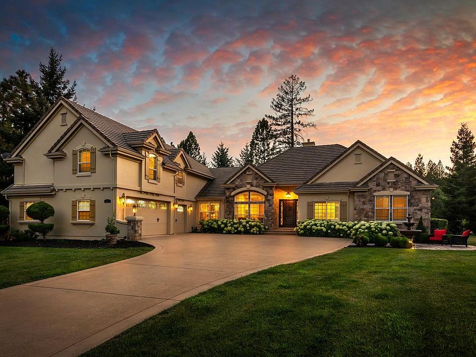2nd image of 4500 Porta Venare Ct