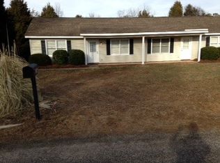 124 Foursquare Rd #B, Mooresville, NC 28115