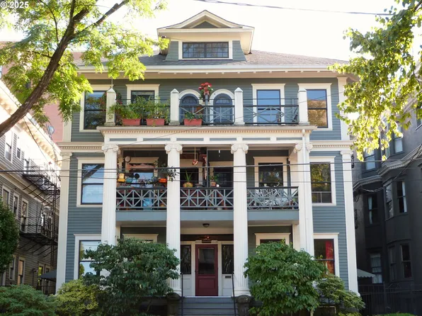 2058 NW Flanders St APT 3, Portland, OR 97209