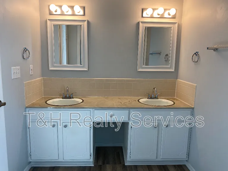 857 Indigo Way — Photo 31