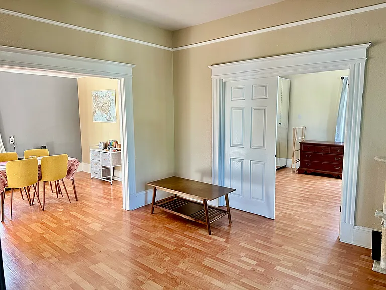 401 E Saint James St #2 — Photo 5
