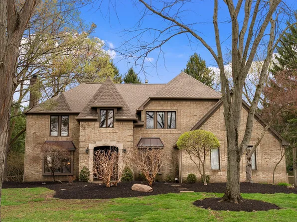 5230 Hampton Ln, Columbus, OH 43220