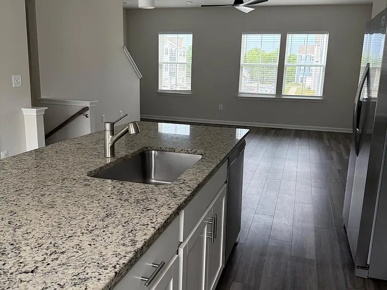 195 Cooperage Rd — Photo 3