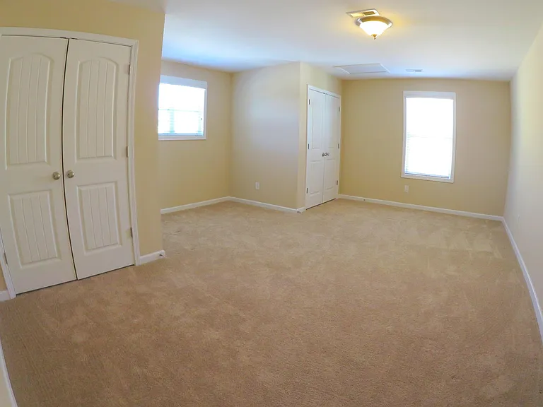 4th Large Bedroom / Bonus Room