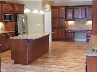 2nd image of 10 Meadow Brook Ct