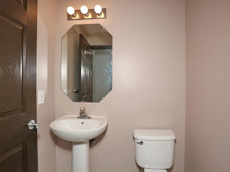 261 Riverwalk Way — Photo 12