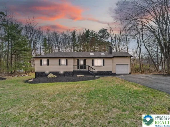 3112 Stroud Wood Cir, Stroudsburg, PA 18360