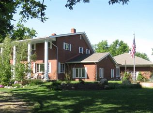 4524 W Lake Rd, Erie, PA 16505